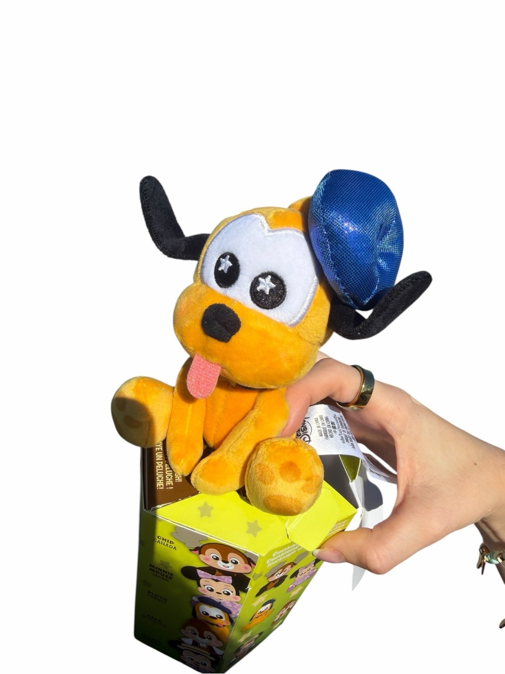 NEW Disney Parks Shimmer Wishables World Showcase Series 1 - Pluto